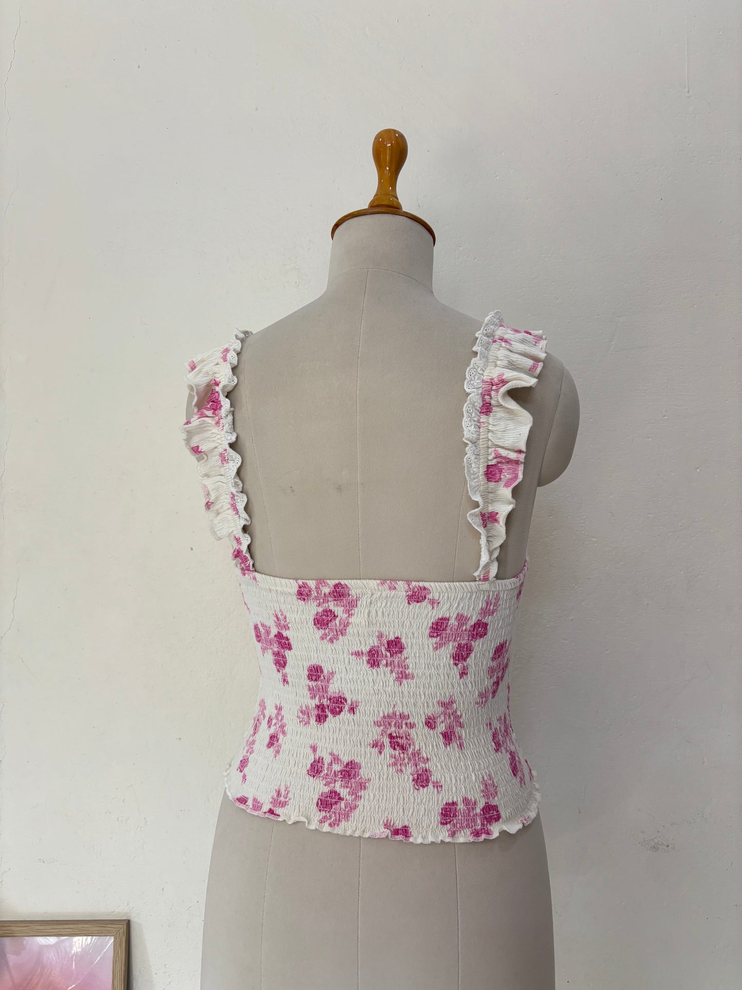 Rose floral ditsy sweetheart top