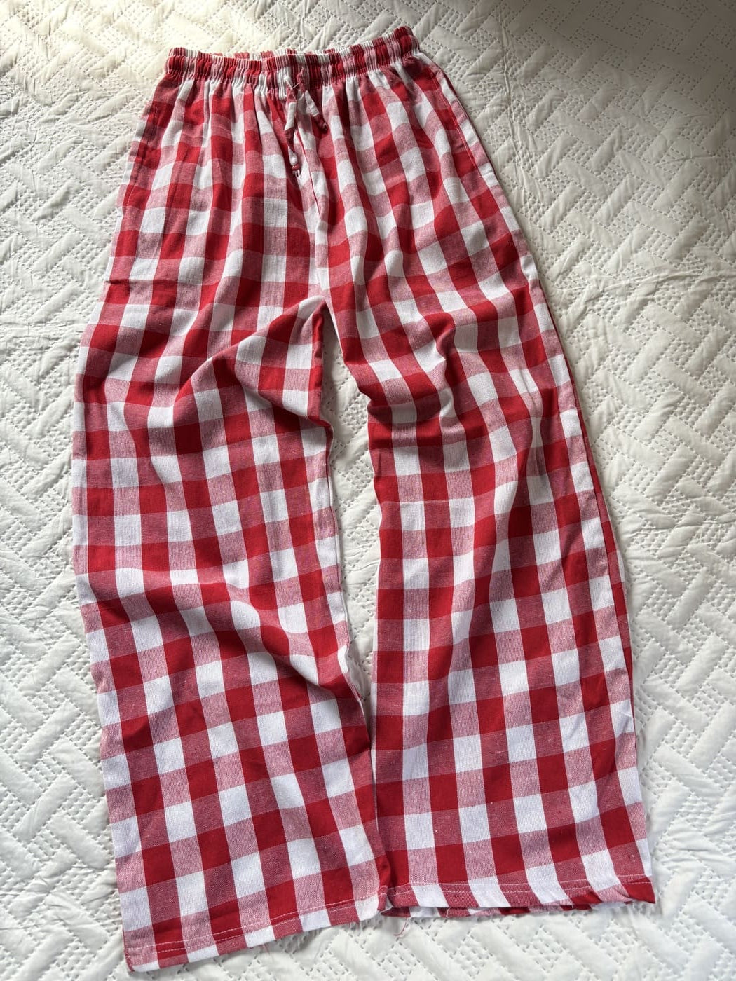 Cute plaid homebody pajamas