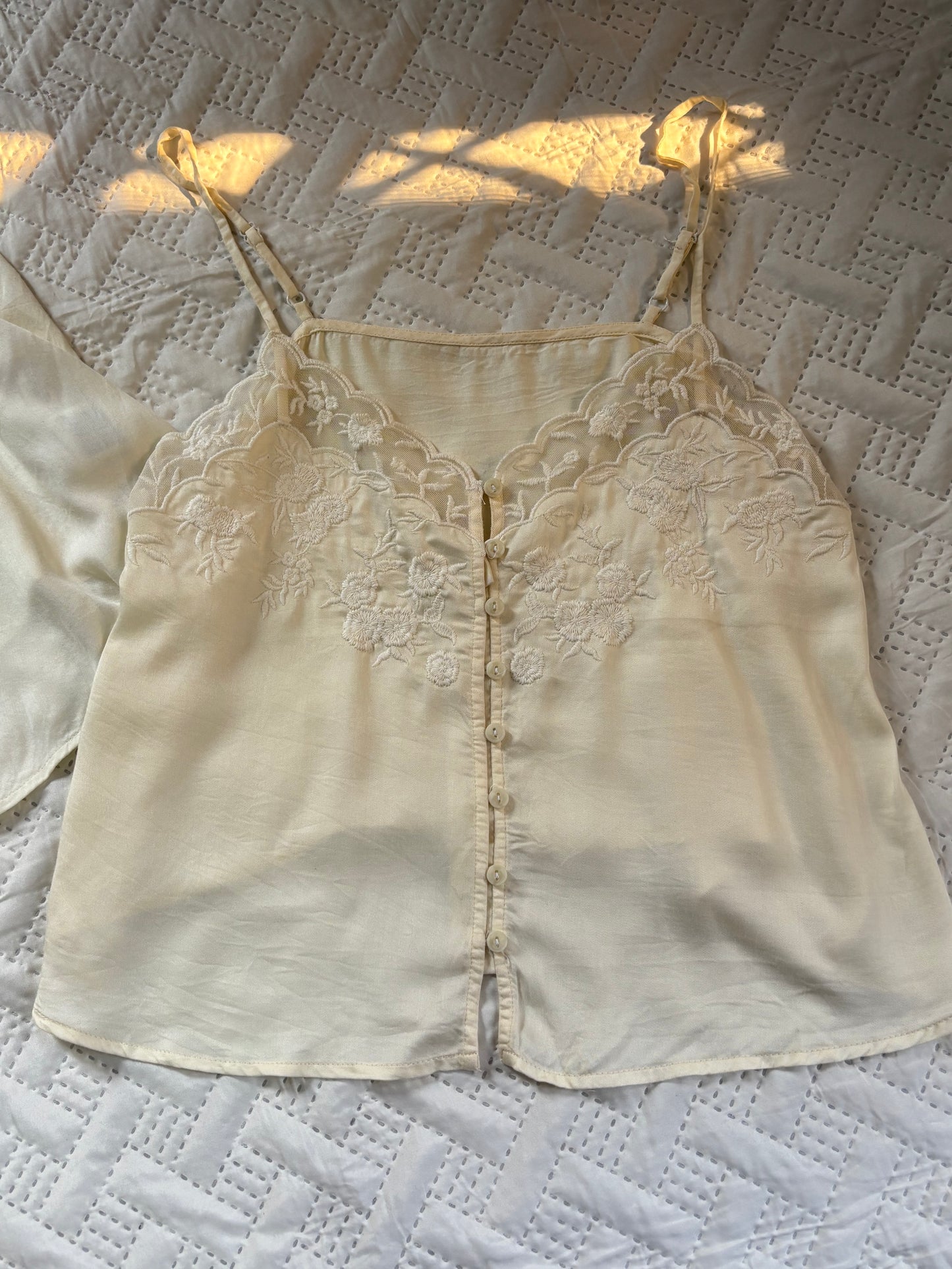 Beige lacey embroidered slip top (transparent buttons)