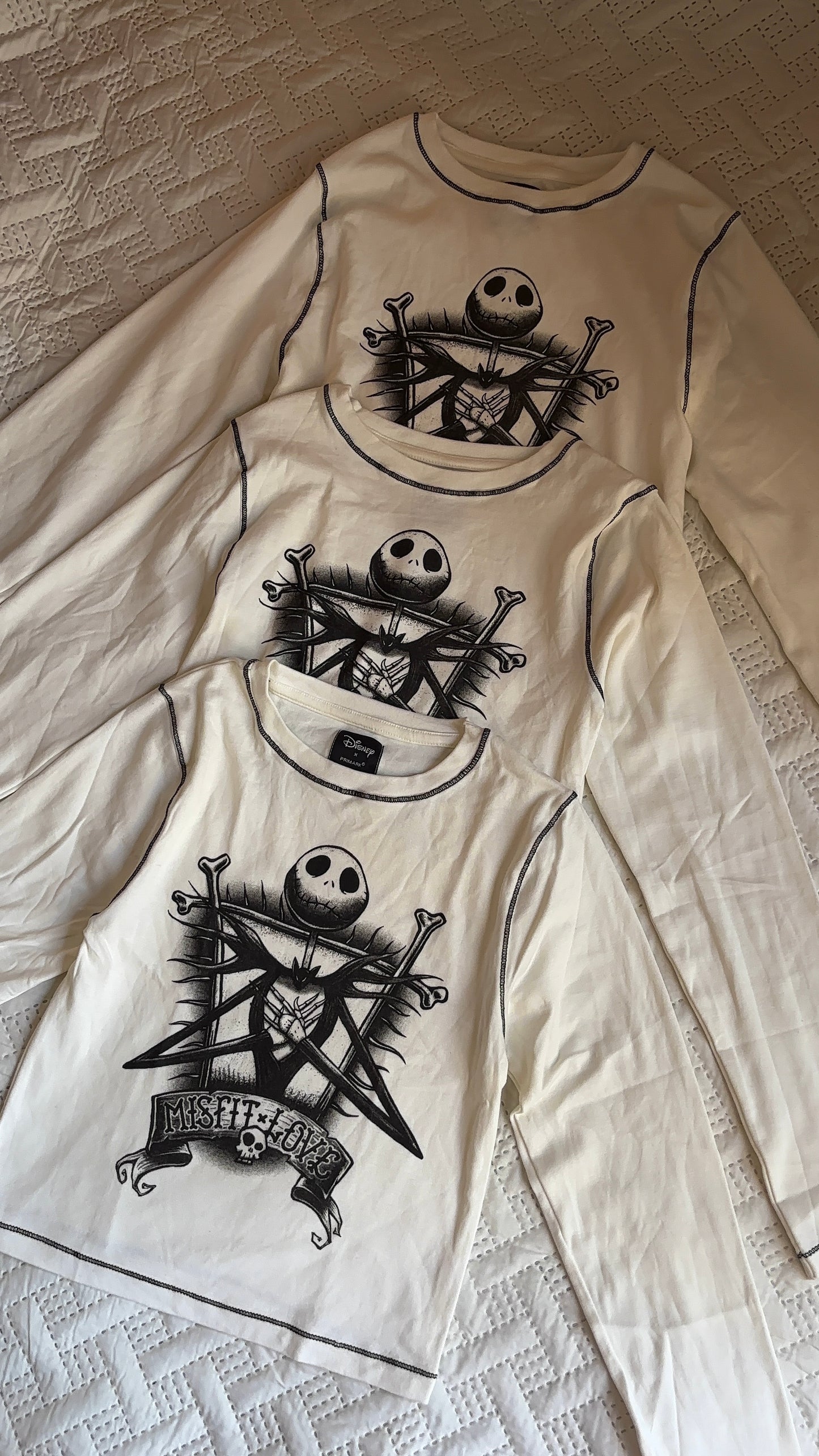 cute misfit love skull printed top
